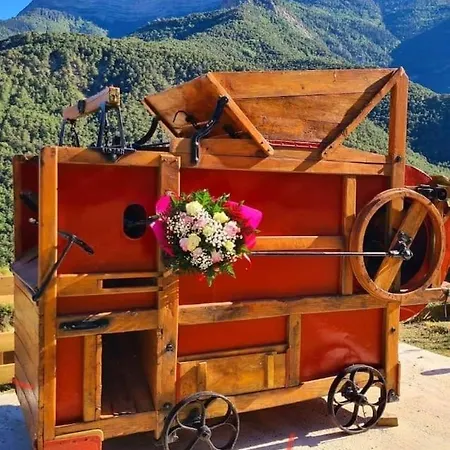 La Era De Chalet Lardies